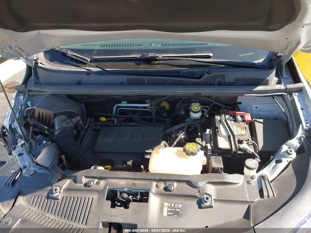 KL7CJKSB0LB327010 Chevrolet Trax Fwd Ls