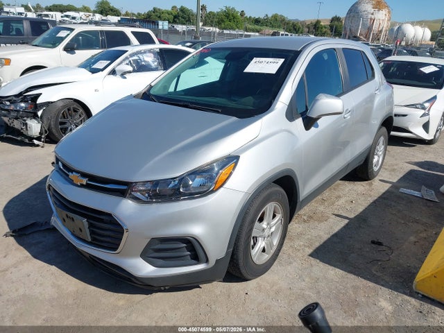 KL7CJKSB0LB327010 Chevrolet Trax Fwd Ls