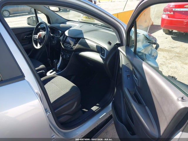 KL7CJKSB0LB327010 Chevrolet Trax Fwd Ls