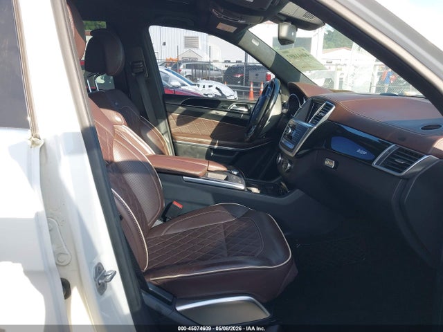 Продаж на аукціоні авто 2015 Mercedes-benz Gl 550 4matic, vin: 4JGDF7DE5FA447016, номер лоту: 45074609