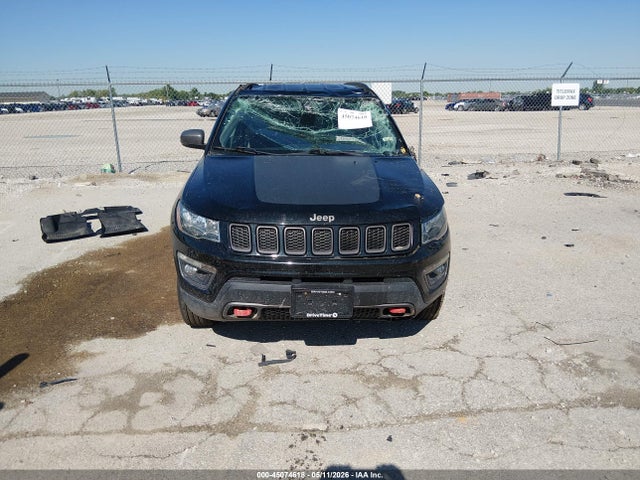 45074618 :رقم المزاد ، 3C4NJDDB8JT129162 vin ، 2018 Jeep Compass Trailhawk 4x4 مزاد بيع