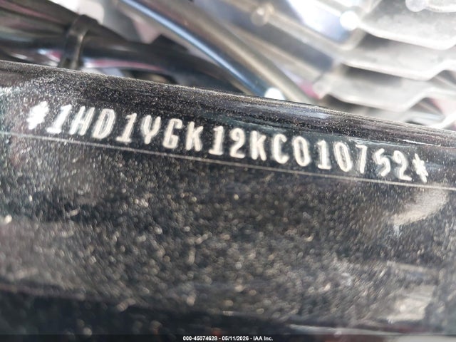Harley-Davidson FLFBS 2019 1HD1YGK12KC010752 Image 10