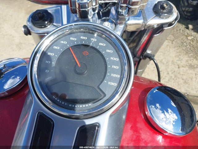 Harley-Davidson FLFBS 2019 1HD1YGK12KC010752 Image 7