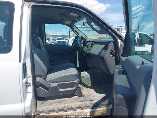 Продажа на аукционе авто 2015 Ford F-350 Xl, vin: 1FD8X3BTXFEA04720, номер лота: 45074653
