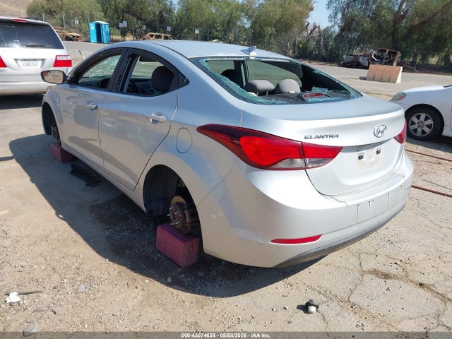 2015 Hyundai Elantra Se მანქანა იყიდება აუქციონზე, vin: 5NPDH4AE9FH645186, აუქციონის ნომერი: 45074658