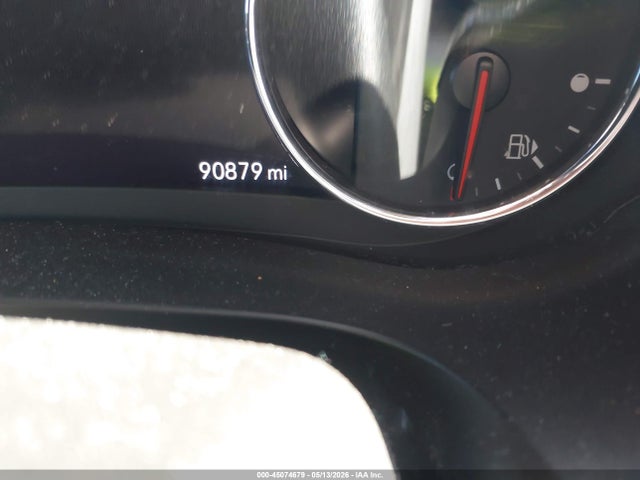 1G1ZE5SXXLF010948 Chevrolet Malibu Premier