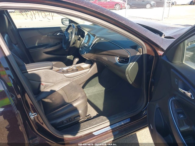 1G1ZE5SXXLF010948 Chevrolet Malibu Premier