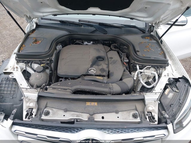 45074714 :رقم المزاد ، W1N0G8EB8NG121161 vin ، 2022 Mercedes-benz Glc 300 4matic Suv مزاد بيع