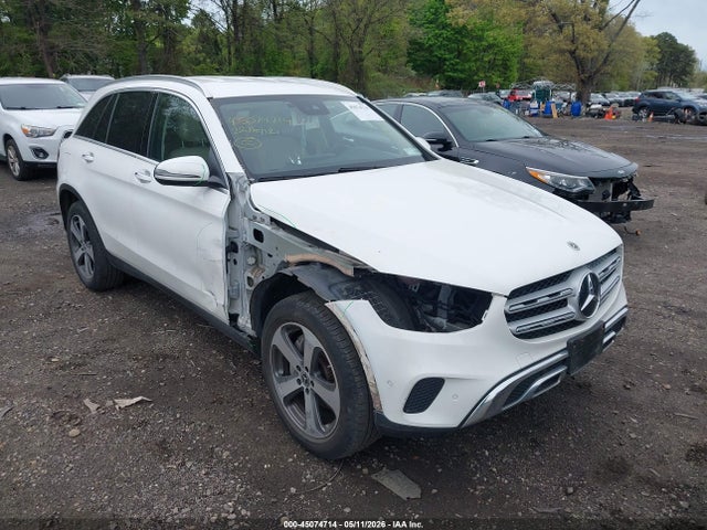 45074714 :رقم المزاد ، W1N0G8EB8NG121161 vin ، 2022 Mercedes-benz Glc 300 4matic Suv مزاد بيع