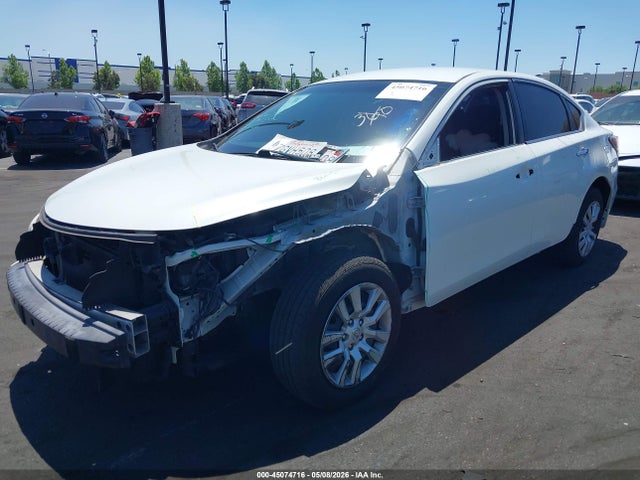 2014 Nissan Altima 2.5 S მანქანა იყიდება აუქციონზე, vin: 1N4AL3AP1EN372259, აუქციონის ნომერი: 45074716