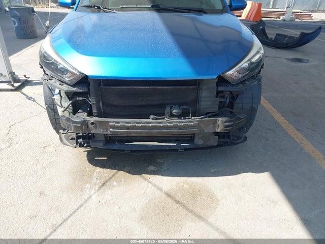 KM8J23A43HU395082 Hyundai TUCSON SE