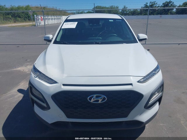 45074804 :رقم المزاد ، KM8K12AA5MU666614 vin ، 2021 Hyundai Kona Se مزاد بيع