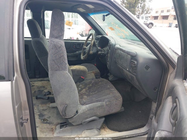 2002 Gmc Sonoma Sl მანქანა იყიდება აუქციონზე, vin: 1GTCS195128186938, აუქციონის ნომერი: 45074810