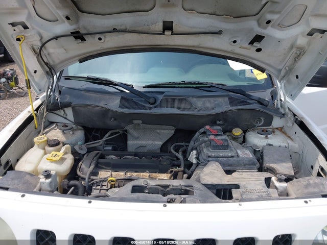 45074819 :رقم المزاد ، 1C4NJPBA3ED703447 vin ، 2014 Jeep Patriot Altitude مزاد بيع