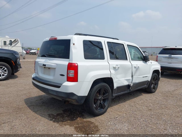 45074819 :رقم المزاد ، 1C4NJPBA3ED703447 vin ، 2014 Jeep Patriot Altitude مزاد بيع