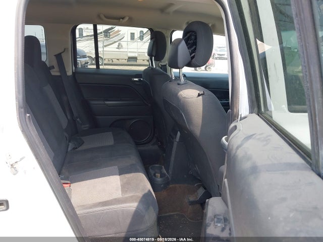 45074819 :رقم المزاد ، 1C4NJPBA3ED703447 vin ، 2014 Jeep Patriot Altitude مزاد بيع