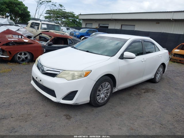 4T1BF1FK2EU748265 Toyota CAMRY LE