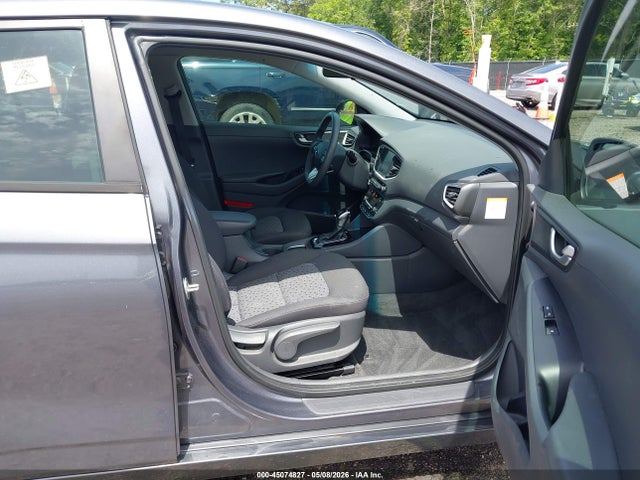 Продаж на аукціоні авто 2017 Hyundai Ioniq Hybrid Blue, vin: KMHC65LC8HU048036, номер лоту: 45074827