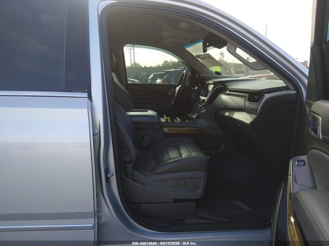 45074840 :رقم المزاد ، 1GKS2HKJXHR208504 vin ، 2017 Gmc Yukon Xl Denali مزاد بيع