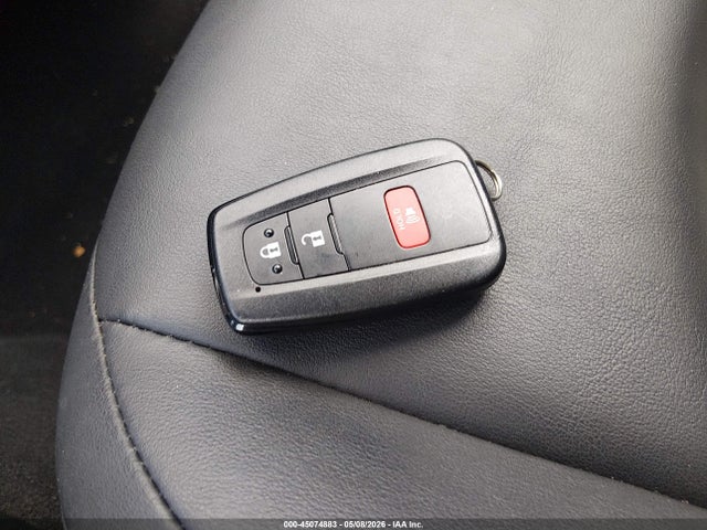 JTDKARFU7J3550509 Toyota Prius Four