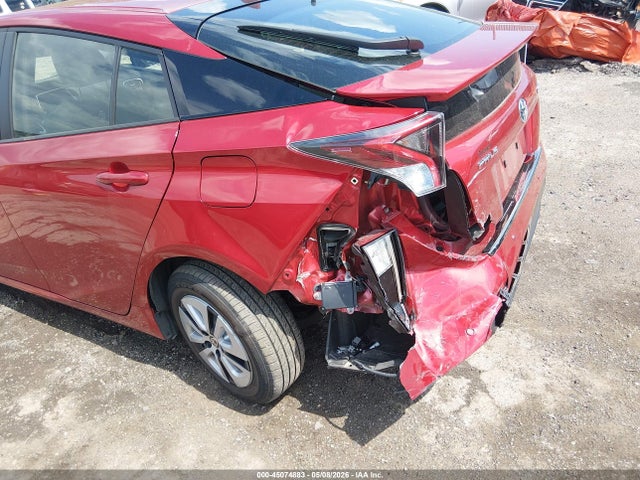 JTDKARFU7J3550509 Toyota Prius Four