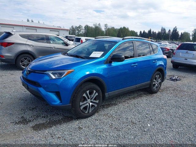 JTMBFREV7HJ140701 Toyota RAV4 LE