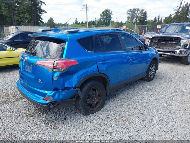 JTMBFREV7HJ140701 Toyota RAV4 LE