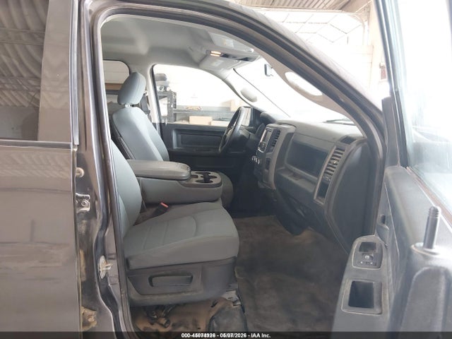 Продаж на аукціоні авто 2019 Ram 1500 Classic Tradesman  4x2 6'4 Box, vin: 1C6RR6FGXKS670805, номер лоту: 45074926