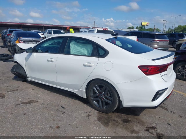 45074927 :رقم المزاد ، 3KPF34AD9ME277012 vin ، 2021 Kia Forte Gt-line مزاد بيع