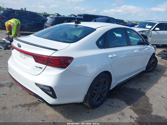 45074927 :رقم المزاد ، 3KPF34AD9ME277012 vin ، 2021 Kia Forte Gt-line مزاد بيع