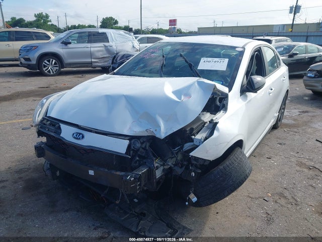 45074927 :رقم المزاد ، 3KPF34AD9ME277012 vin ، 2021 Kia Forte Gt-line مزاد بيع