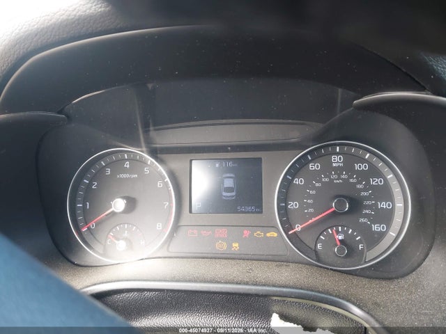45074927 :رقم المزاد ، 3KPF34AD9ME277012 vin ، 2021 Kia Forte Gt-line مزاد بيع