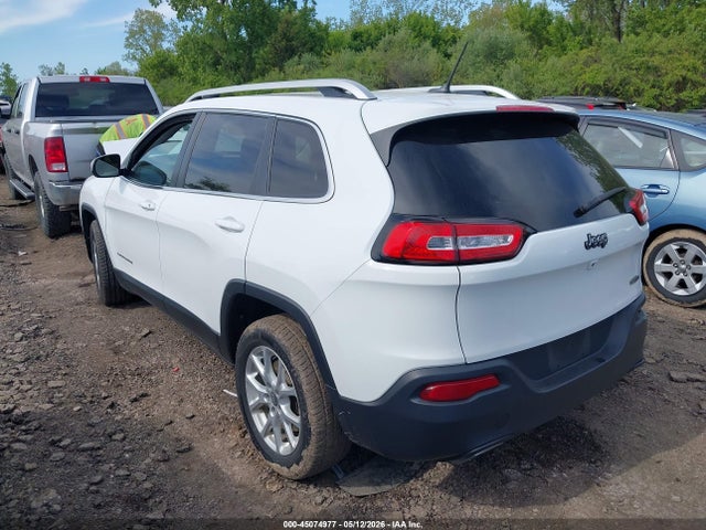 45074977 :رقم المزاد ، 1C4PJLCS7FW695626 vin ، 2015 Jeep Cherokee Latitude مزاد بيع
