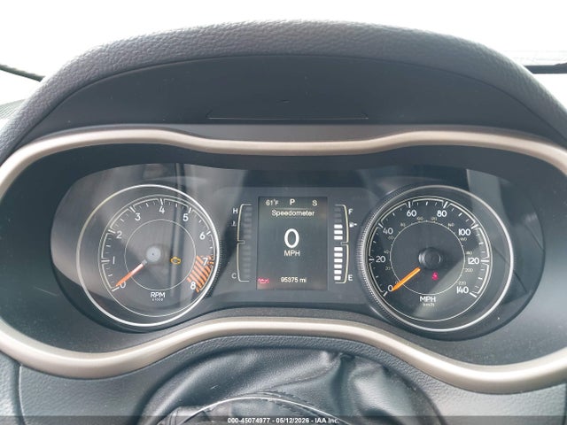 45074977 :رقم المزاد ، 1C4PJLCS7FW695626 vin ، 2015 Jeep Cherokee Latitude مزاد بيع
