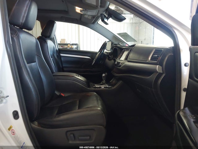 Продажа на аукционе авто 2017 Toyota Highlander Xle, vin: 5TDJZRFH6HS393281, номер лота: 45074996