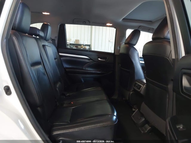 Продажа на аукционе авто 2017 Toyota Highlander Xle, vin: 5TDJZRFH6HS393281, номер лота: 45074996