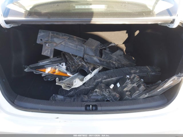 5YFB4MDE0RP176320 Toyota COROLLA LE