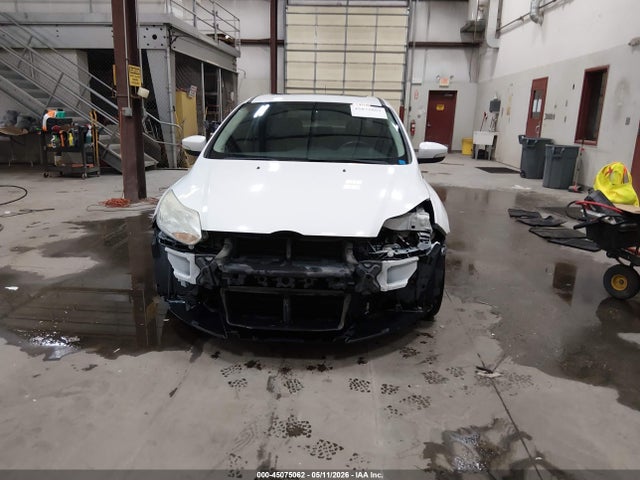 1FADP3F25EL294000 Ford FOCUS SE