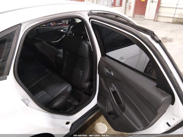 1FADP3F25EL294000 Ford FOCUS SE