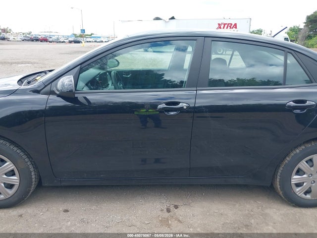 45075067 :رقم المزاد ، 3KPA24AD9NE491755 vin ، 2022 Kia Rio Lx مزاد بيع