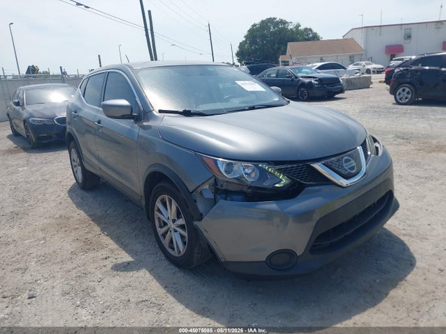 2018 Nissan Rogue Sport S მანქანა იყიდება აუქციონზე, vin: JN1BJ1CP9JW162084, აუქციონის ნომერი: 45075085