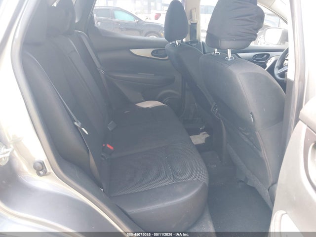 45075085 :رقم المزاد ، JN1BJ1CP9JW162084 vin ، 2018 Nissan Rogue Sport S مزاد بيع