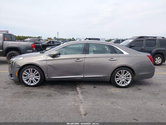45075090 :رقم المزاد ، 2G61M5S39J9153936 vin ، 2018 Cadillac Xts Luxury مزاد بيع