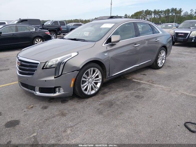 45075090 :رقم المزاد ، 2G61M5S39J9153936 vin ، 2018 Cadillac Xts Luxury مزاد بيع
