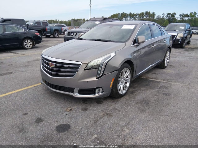 45075090 :رقم المزاد ، 2G61M5S39J9153936 vin ، 2018 Cadillac Xts Luxury مزاد بيع