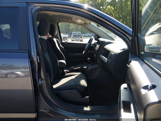 45075097 :رقم المزاد ، 1C4NJDBB3HD144607 vin ، 2017 Jeep Compass Sport 4x4 مزاد بيع