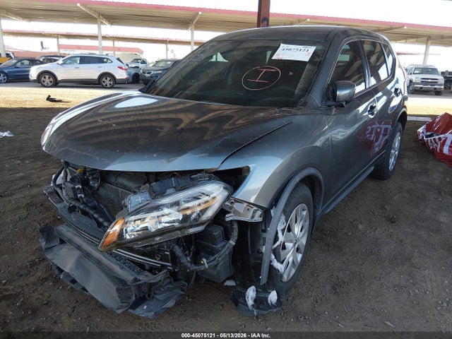 2018 Nissan Rogue S მანქანა იყიდება აუქციონზე, vin: JN8AT2MV2JW303653, აუქციონის ნომერი: 45075121