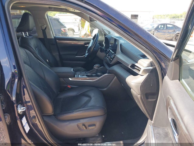 Продажа на аукционе авто 2021 Toyota Highlander Hybrid Platinum, vin: 5TDEBRCH9MS031854, номер лота: 45075130