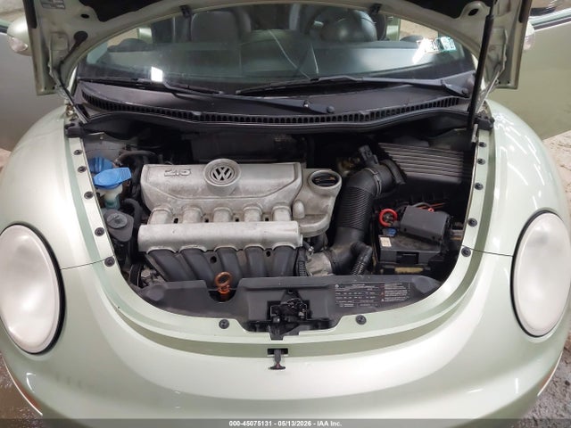 Продаж на аукціоні авто 2010 Volkswagen New Beetle 2.5l, vin: 3VWPG3AG4AM007035, номер лоту: 45075131