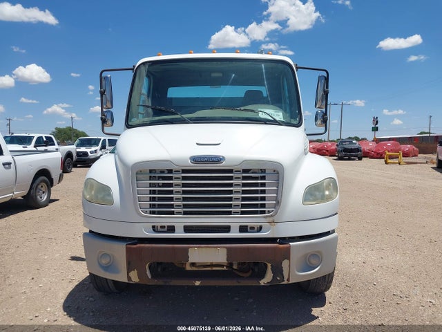 Продажа на аукционе авто 2005 Freightliner M2 106 Medium Duty, vin: 1FVHCYCSX5HU54050, номер лота: 45075139